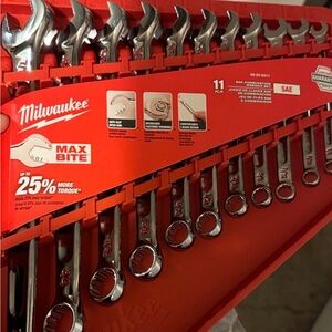 Milwaukee Max Bite Wrench Set US only silver standard wrench set